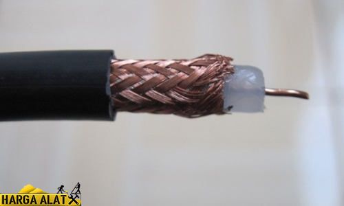3. Gunakan Kabel Antena Coaxial